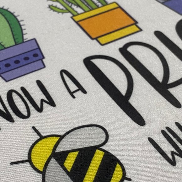 Women Funny Cacti T-Shirt I'm No Cactus Expert But I Know A Prick When I See One - Picture 3 of 5